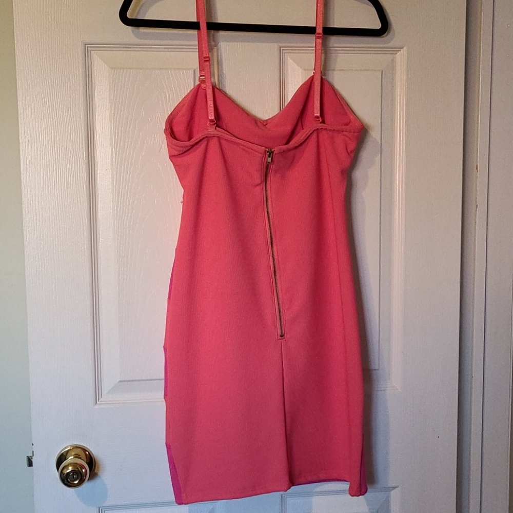 Ladies dress (nwot) never worn - Picture 2 of 3
